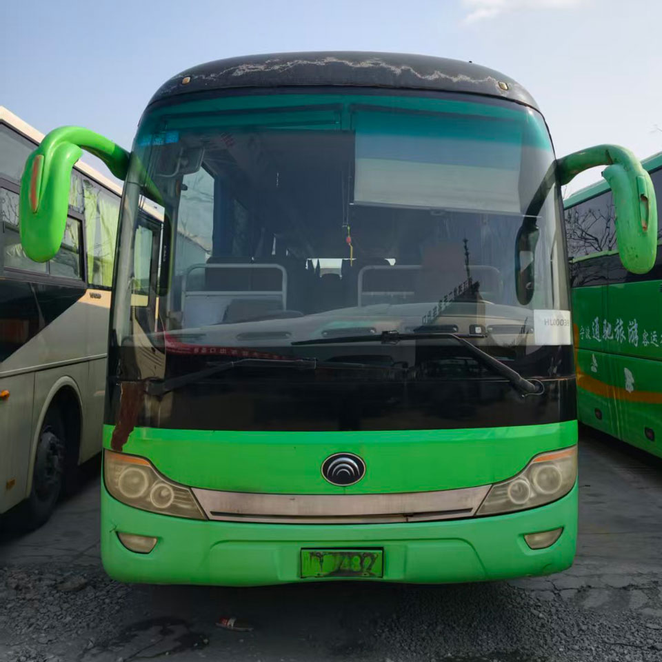 67 o'rindiqli ikkinchi qo'l dizel avtobusi