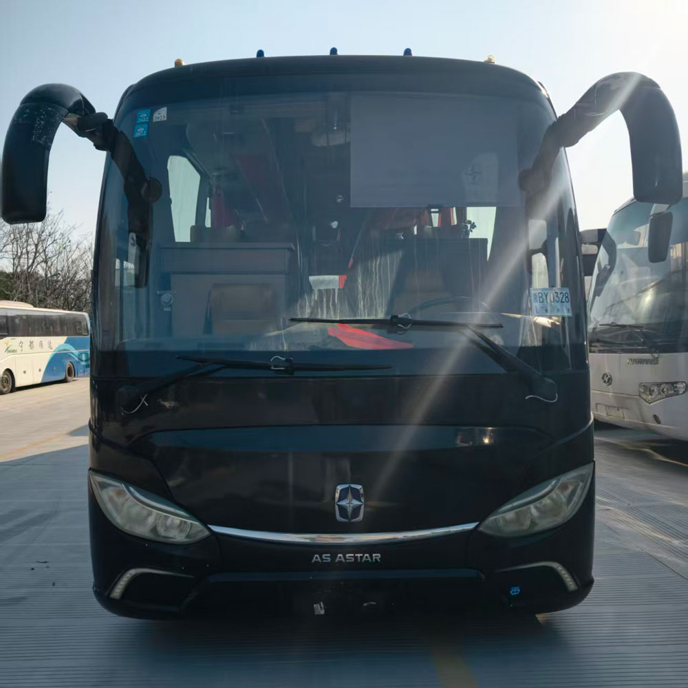Yaxing 53 O'rinli Dizel Ishlatilgan Avtobus