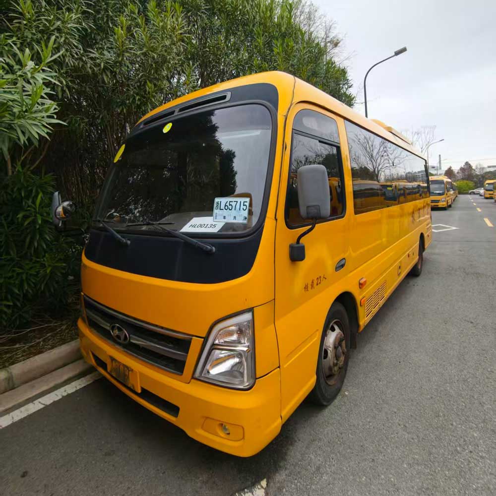 Hyundai Kangendi 23 O'rindiqli Dizel Ishlangan avtobus