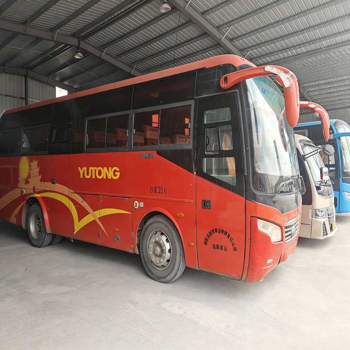 Yutong 35 o'rindiqli dizel ikkinchi qo'l avtobus