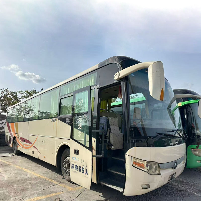 Yutong 65 o'rindiqli dizel avtobusi