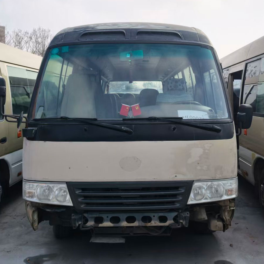 23 o'rindiqli dizel avtobusi 23 o'rindiqli dizel avtobusi