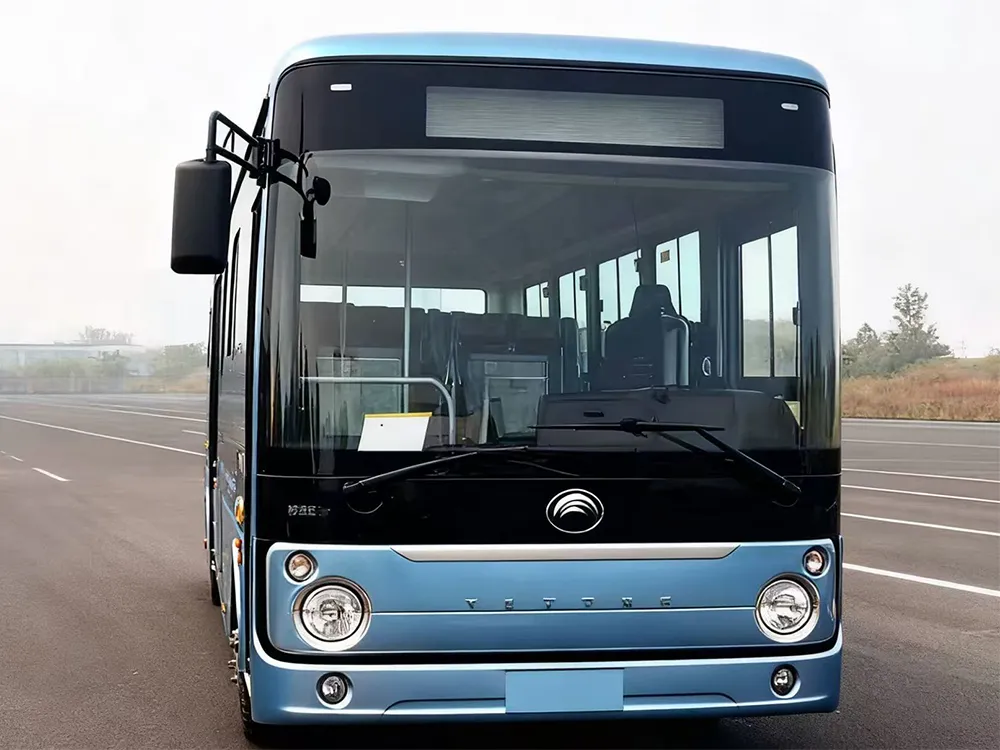 24 o'rindiq toza elektr avtobusidan foydalangan 24 o'rindiq toza elektr avtobusidan foydalangan