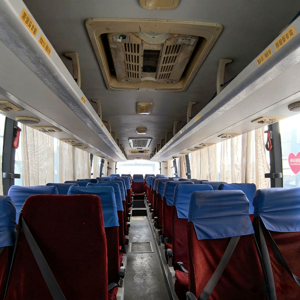 45 o'rinli ikkinchi qo'l dizel avtobusi
