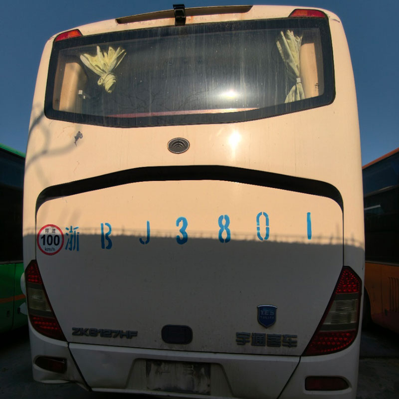 Yutong 65 o'rindiqli dizel avtobusi
