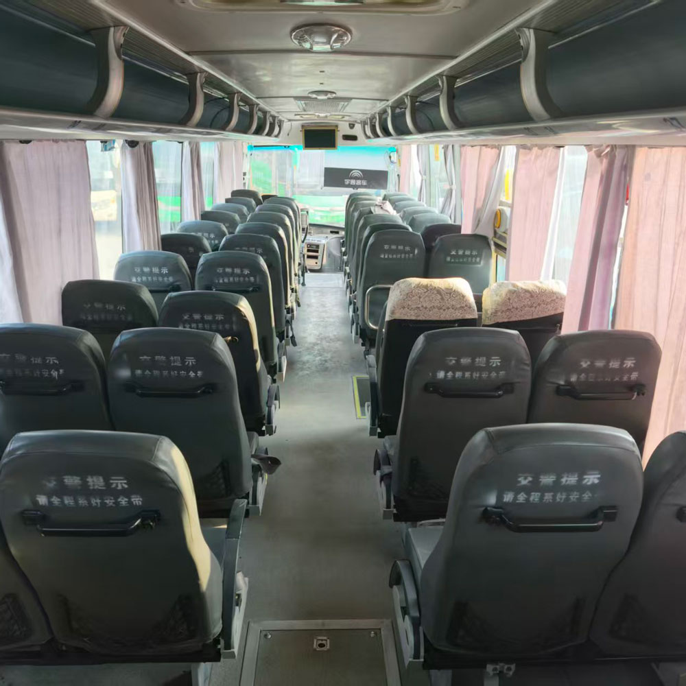 53 o'rindiqli dizel ikkinchi qo'l avtobus