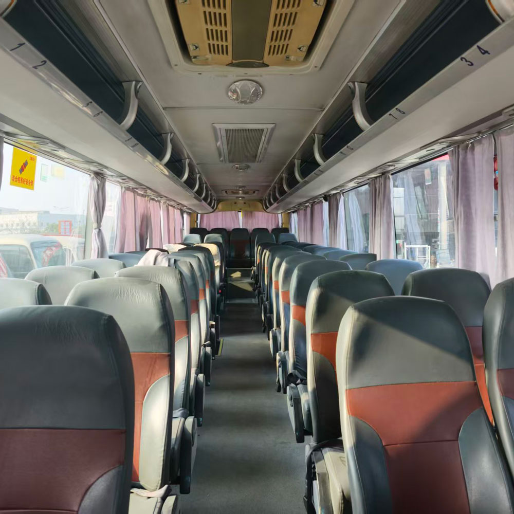 53 o'rindiqli dizel ikkinchi qo'l avtobus