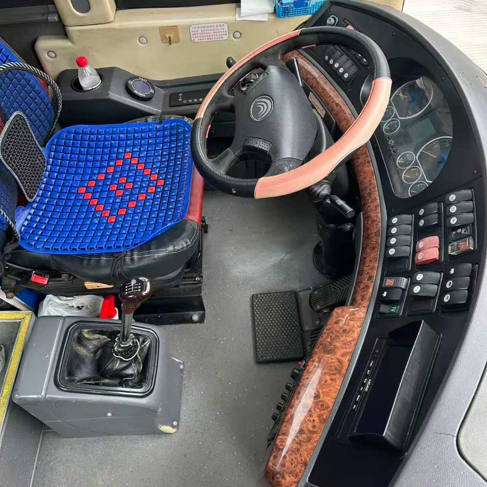 Yutong 53 o'rindiqli ikkinchi qo'l dizel avtobus