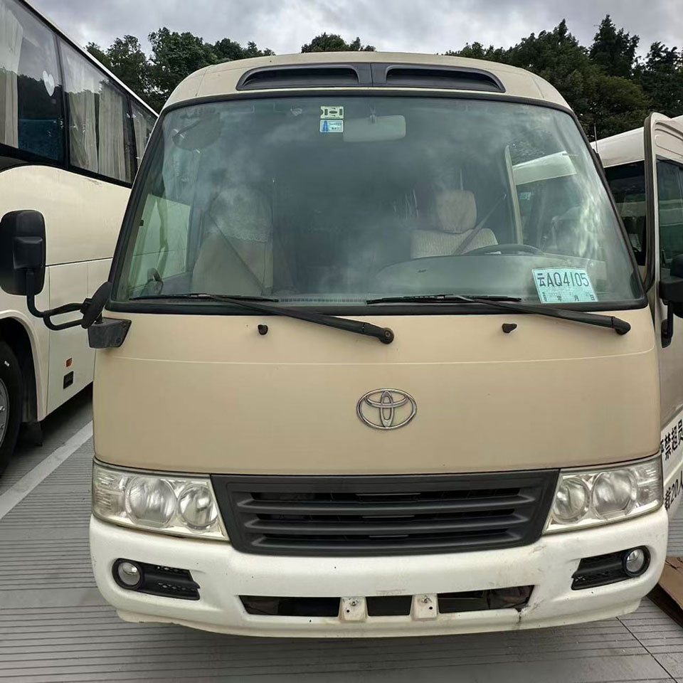 Coaster 20 O'rindiqli Benzinli Avtobus