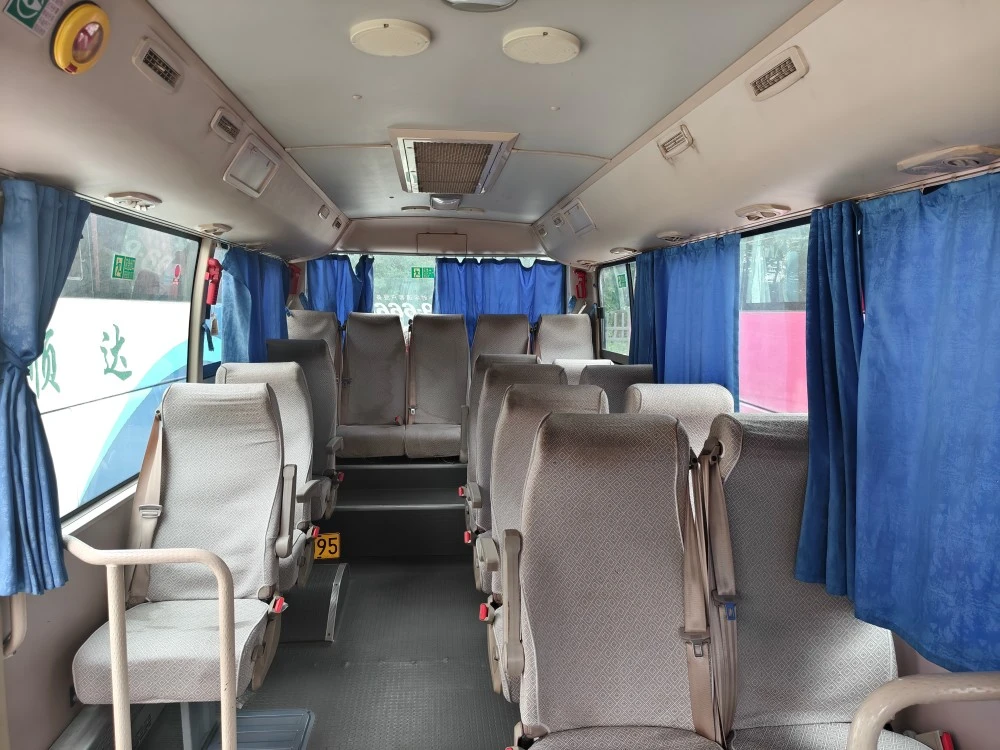 6m Yutongdan dizel avtobusdan foydalanishgan
