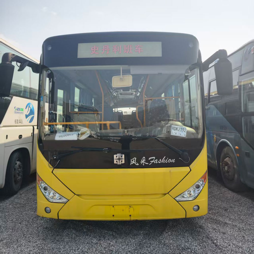 Zhongtong 37 o'rindiqli dizel avtobusi Zhongtong 37 o'rindiqli dizel avtobusi